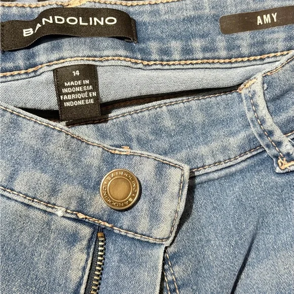 Bandolino Light Blue Straight Leg Men's Jeans - Picture 5 of 5